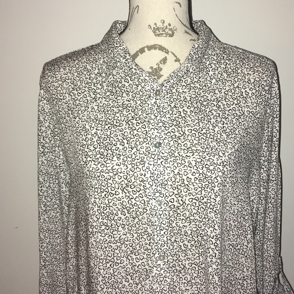 JANE and DELANCEY HEART PRINT RAYON BLOUSE - Picture 3 of 8